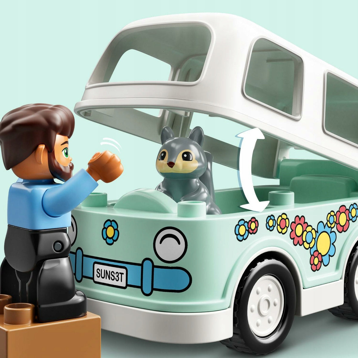 „Lego Duplo“ šeimos kempingo furgonas 10946 2+